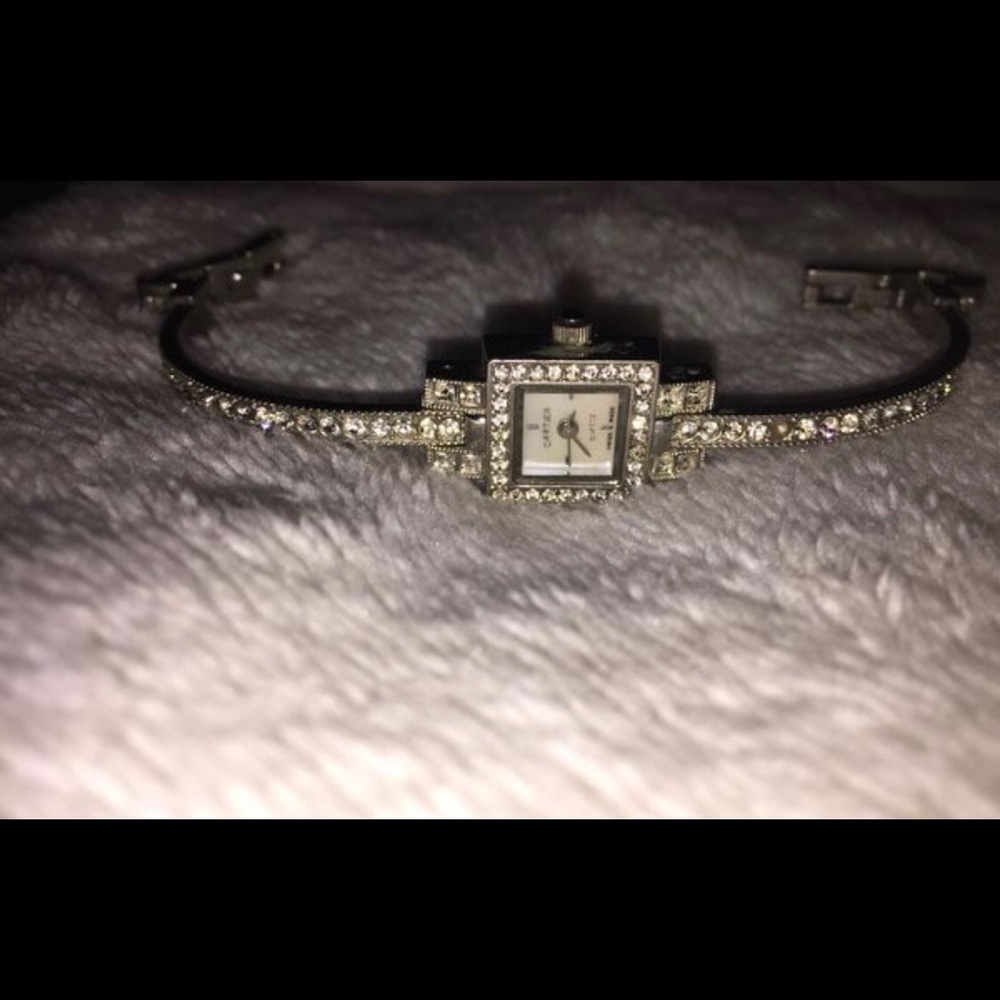 Authentic Cartier Diamond 18K Bracelet Watch